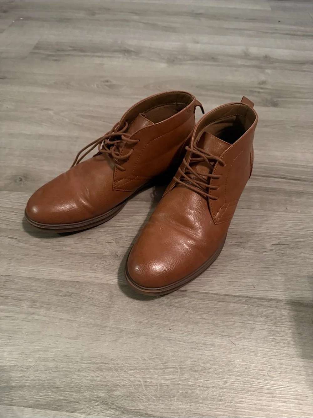 Sonoma Men's Tan Leather Chukka Boots
